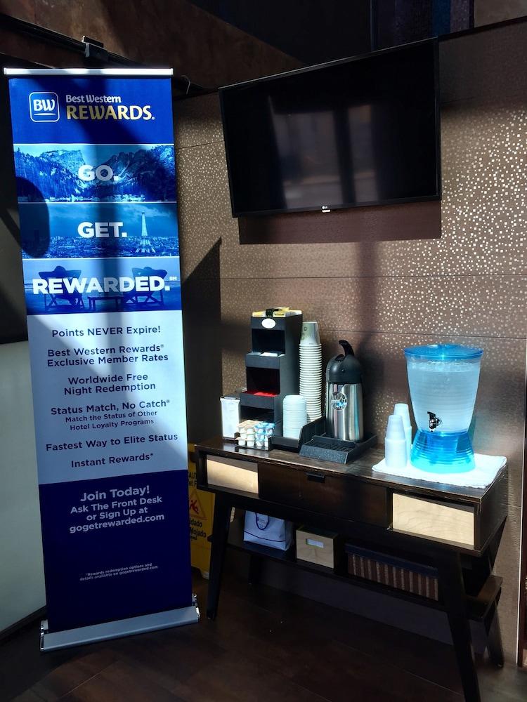 Best Western Plus Brooklyn Bay Hotel Nova Iorque Exterior foto