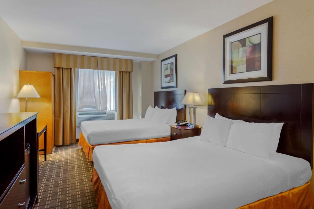 Best Western Plus Brooklyn Bay Hotel Nova Iorque Exterior foto