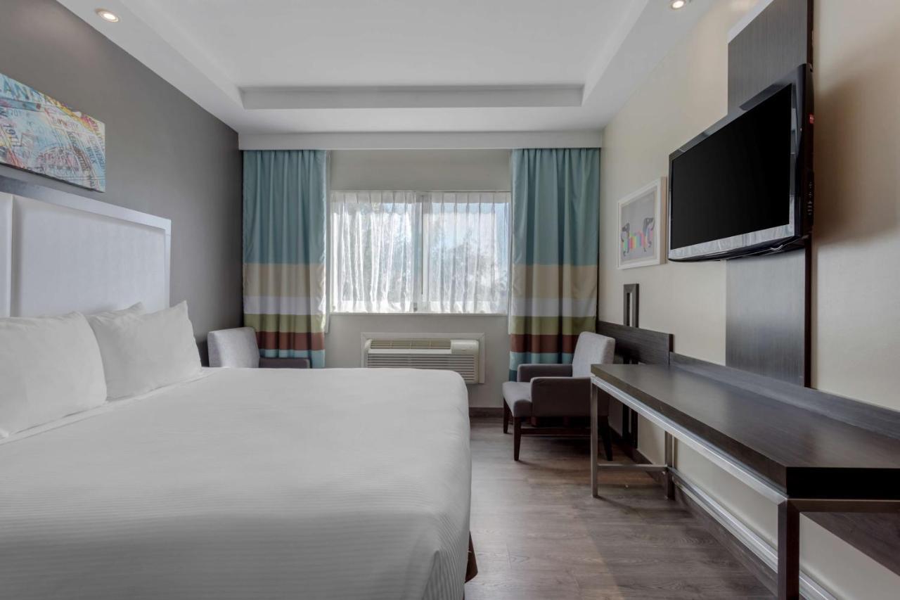 Best Western Plus Brooklyn Bay Hotel Nova Iorque Exterior foto