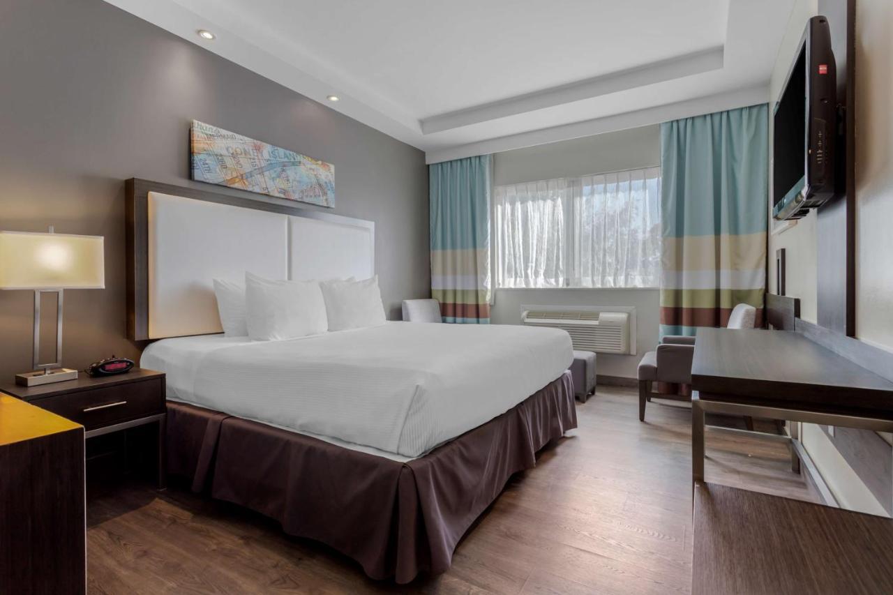 Best Western Plus Brooklyn Bay Hotel Nova Iorque Exterior foto
